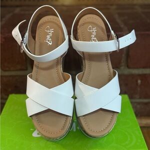 Women’s White Platform Sandals.  New In Box.
